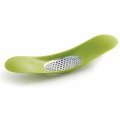 Joseph Joseph - Rocker Garlic Crusher Green